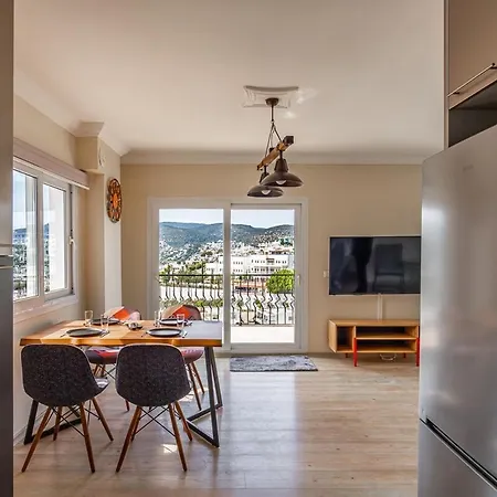 3br Duplex Close To Center